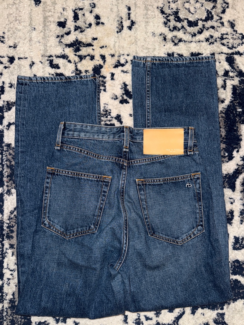 RAG & BONE Ruth Super High-Rise Straight - Picture 4 of 7